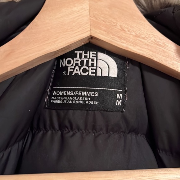 The North Face Parka - Picture 3 of 7